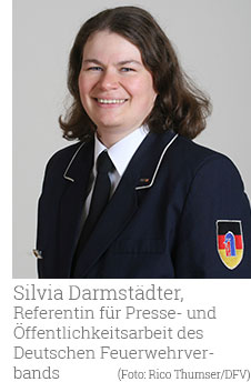 Foto von Silvia Darmstädter, Referentin für Presse und Öffentlichkeitsarbeit Deutscher Feuerwehrverband